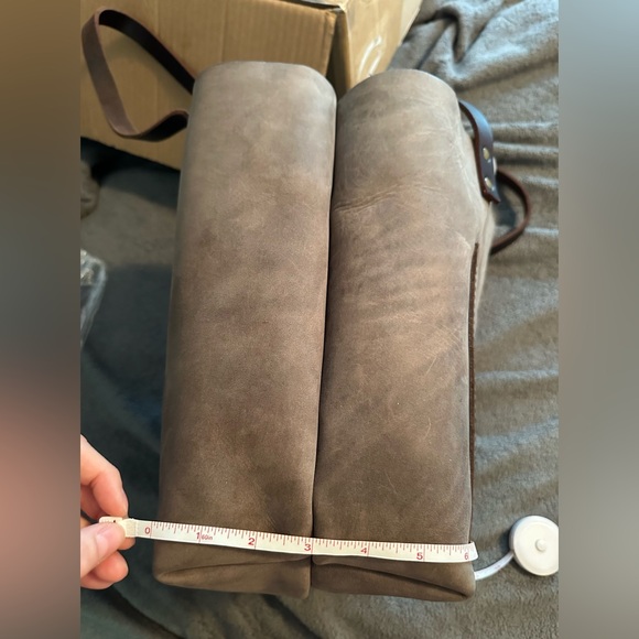 Portland leather goods large tote, true unicorn color groupie gray. 🦄 - Picture 12 of 15